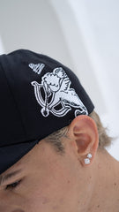 Gorra Love Is Not Forever