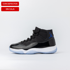 Air Jordan 11 Retro 'Space Jam' 2016 (Par de Exhibición)