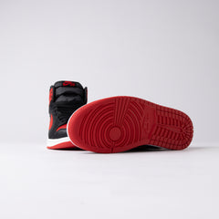 Air Jordan 1 Retro High OG Satin Bred (Talla de mujer)