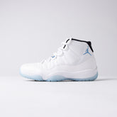 Air Jordan 11 Retro Legend Blue