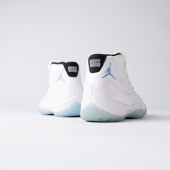 Air Jordan 11 Retro Legend Blue