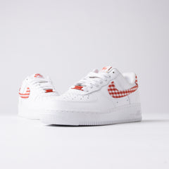 Nike Air Force 1 Low '07 Essential Blanco Mystic Rojo Gingham (Talla de mujer)