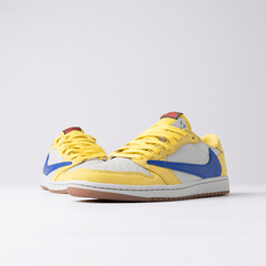 Air Jordan 1 Retro Low OG SP Travis Scott Canary. (Talla de mujer)