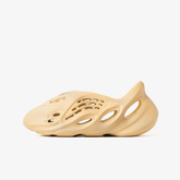 Adidas Yeezy Foam RNNR Desert Sand