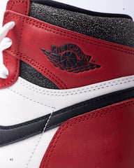 Air Jordan 1 Retro High OG Chicago Lost and Found