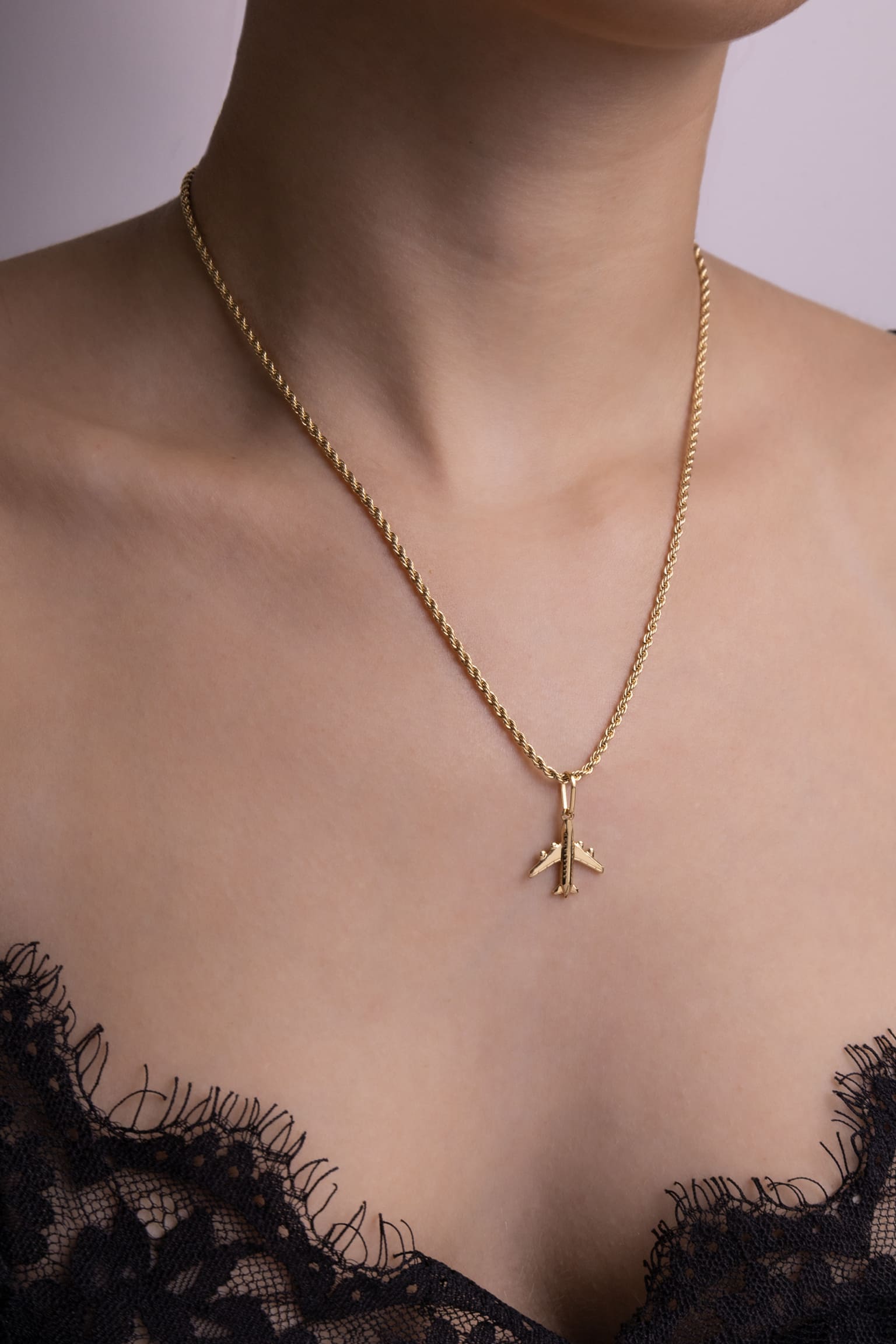 Cadena Lazo en Oro laminado 18k Para Dama