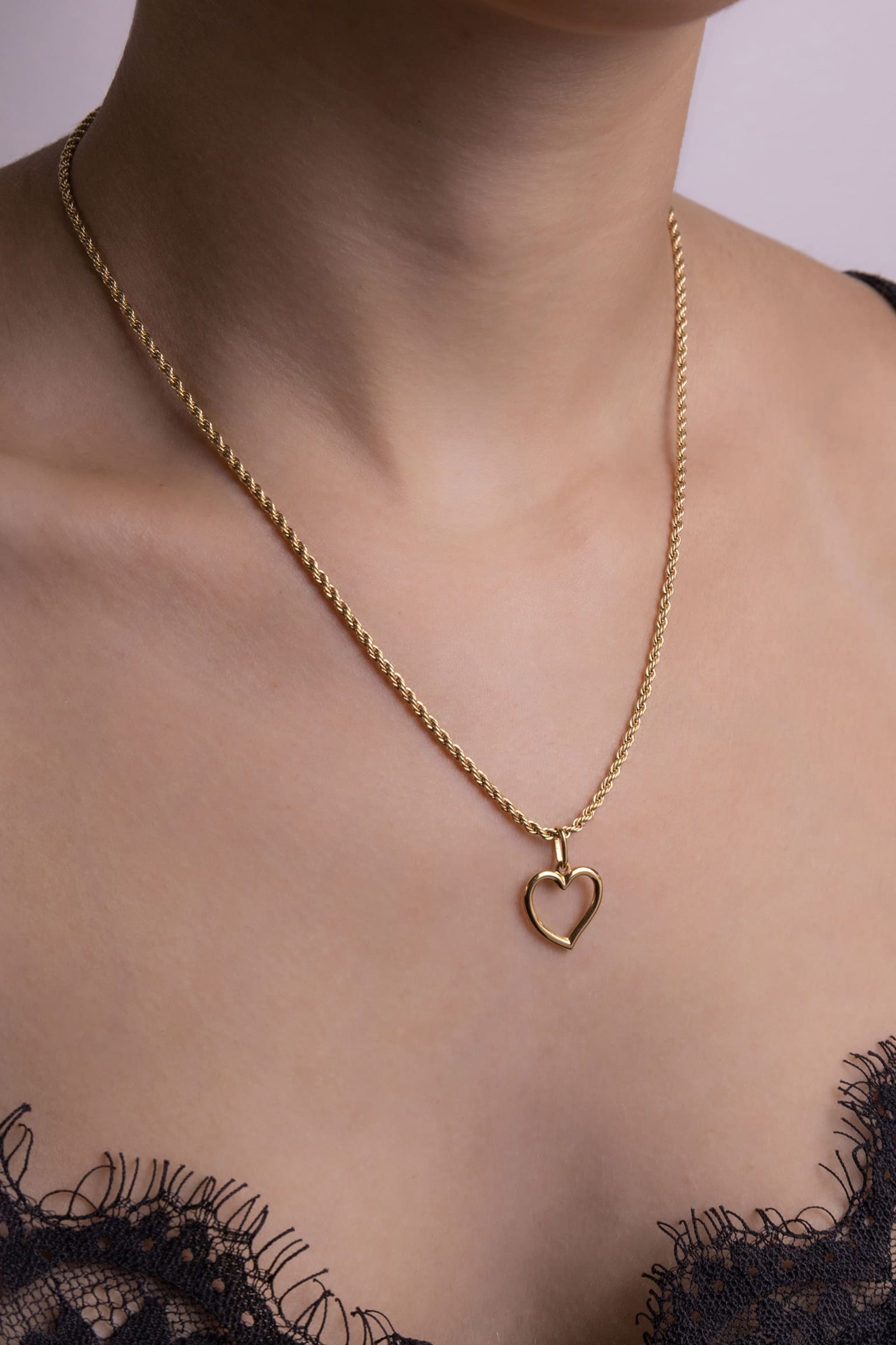 Cadena Lazo en Oro laminado 18k Para Dama