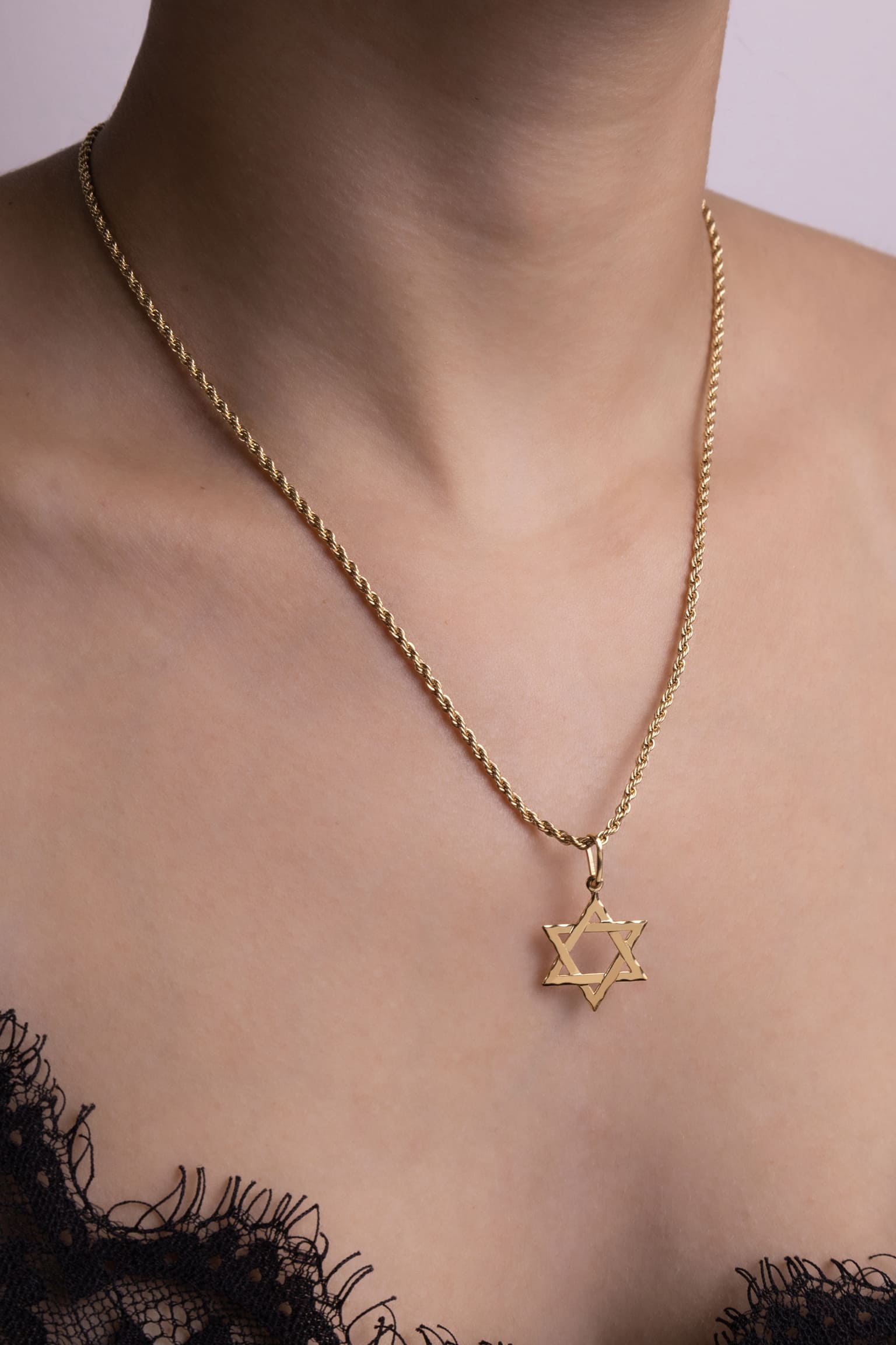 Cadena Lazo en Oro laminado 18k Para Dama