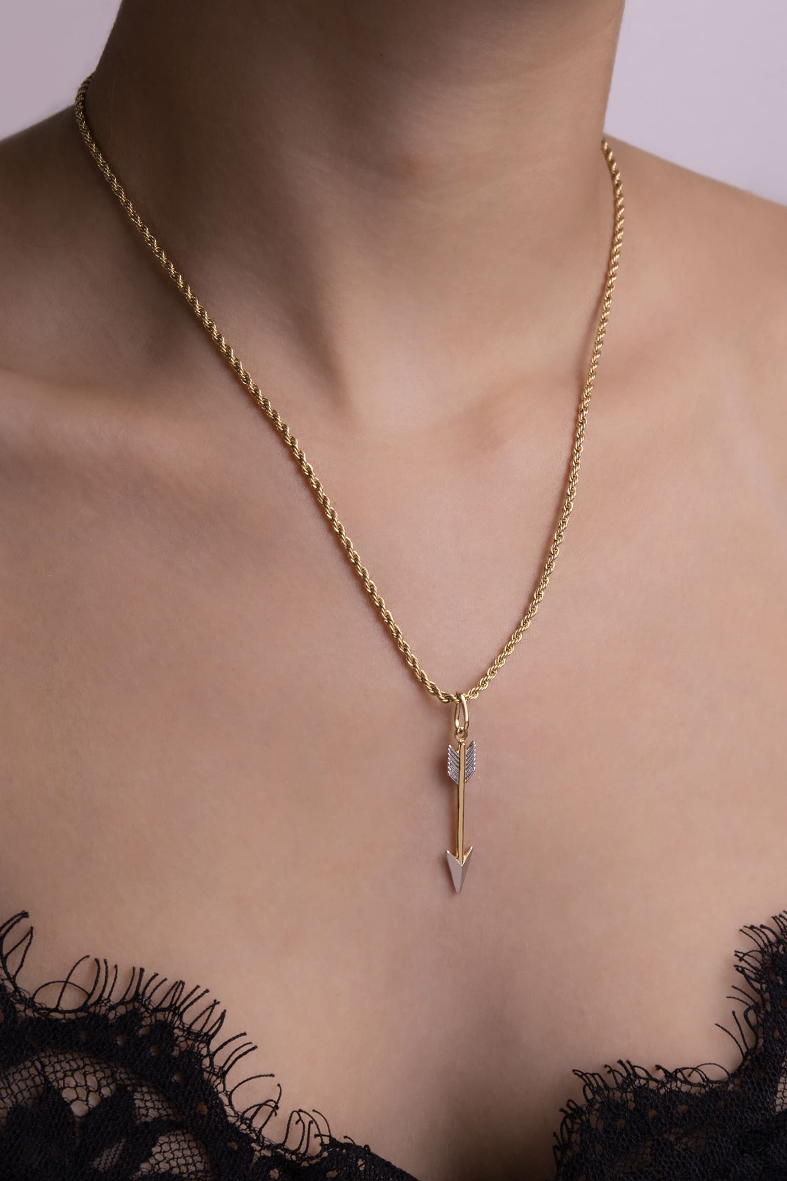 Cadena Lazo en Oro laminado 18k Para Dama