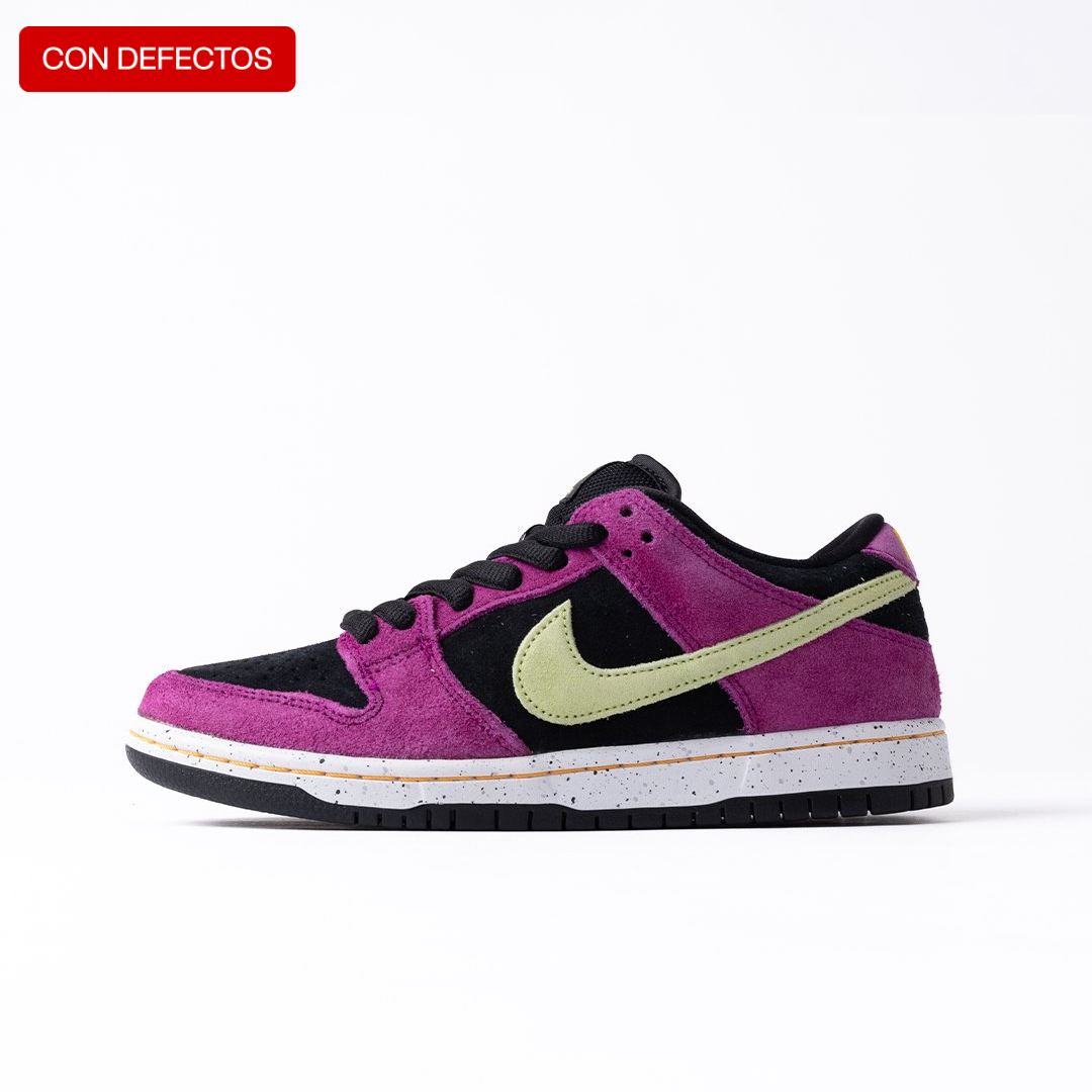 Nike Dunk SB Low Pro ACG 'Terra Red Plum' (Par de Exhibició)