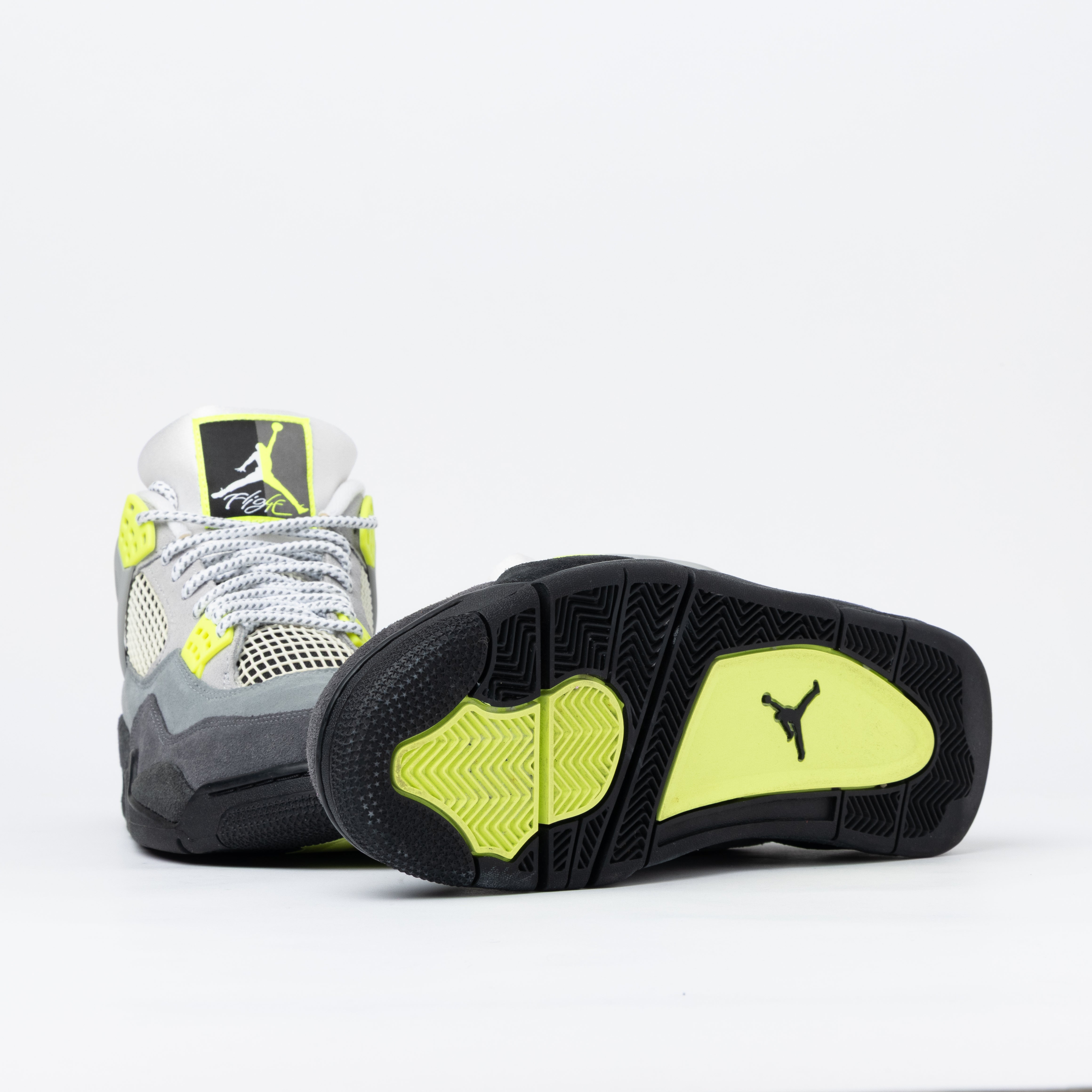 Air Jordan 4 Retro SE 95 Neon