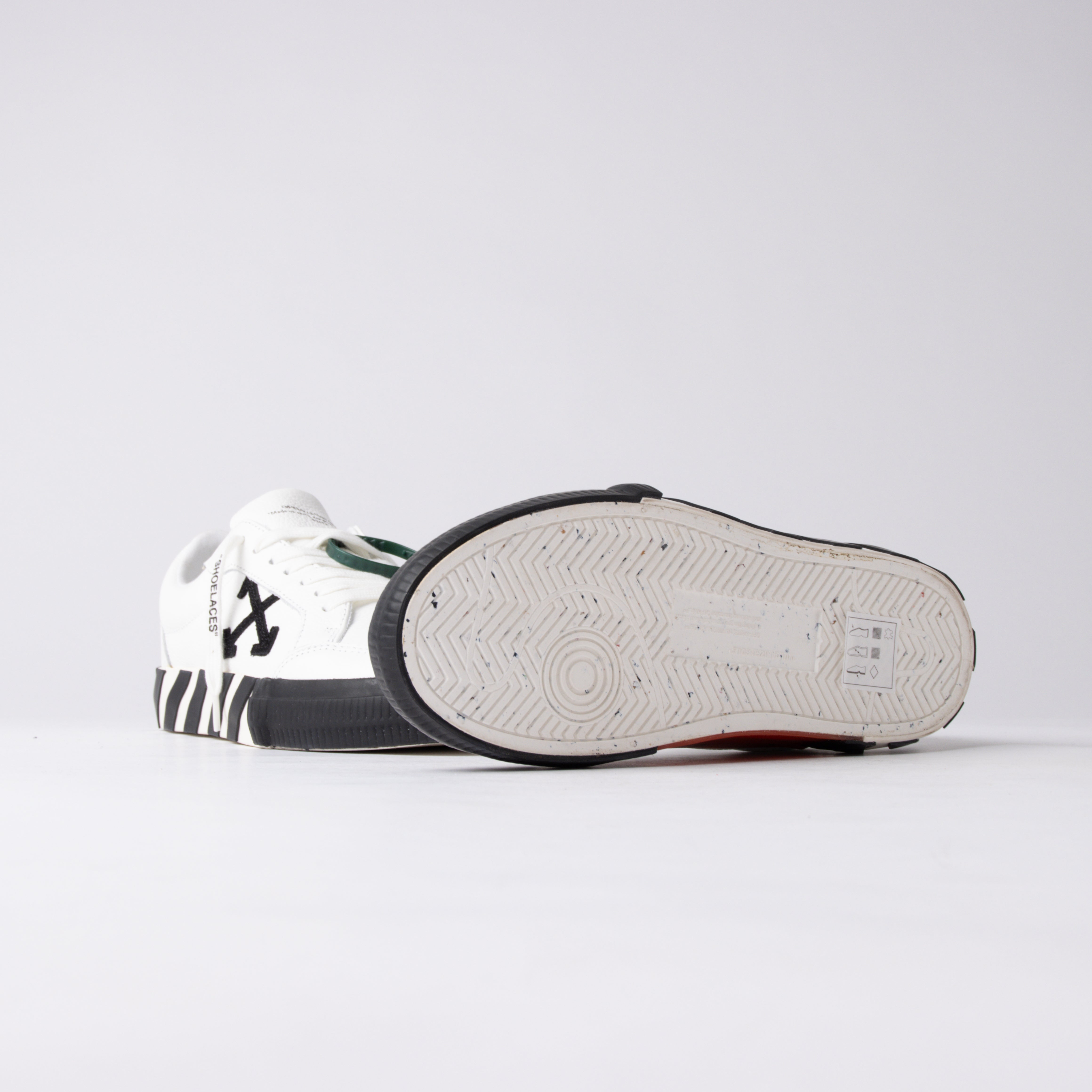 Off-White Vulcanized Low Leather Sneakers – White/Black/Orange