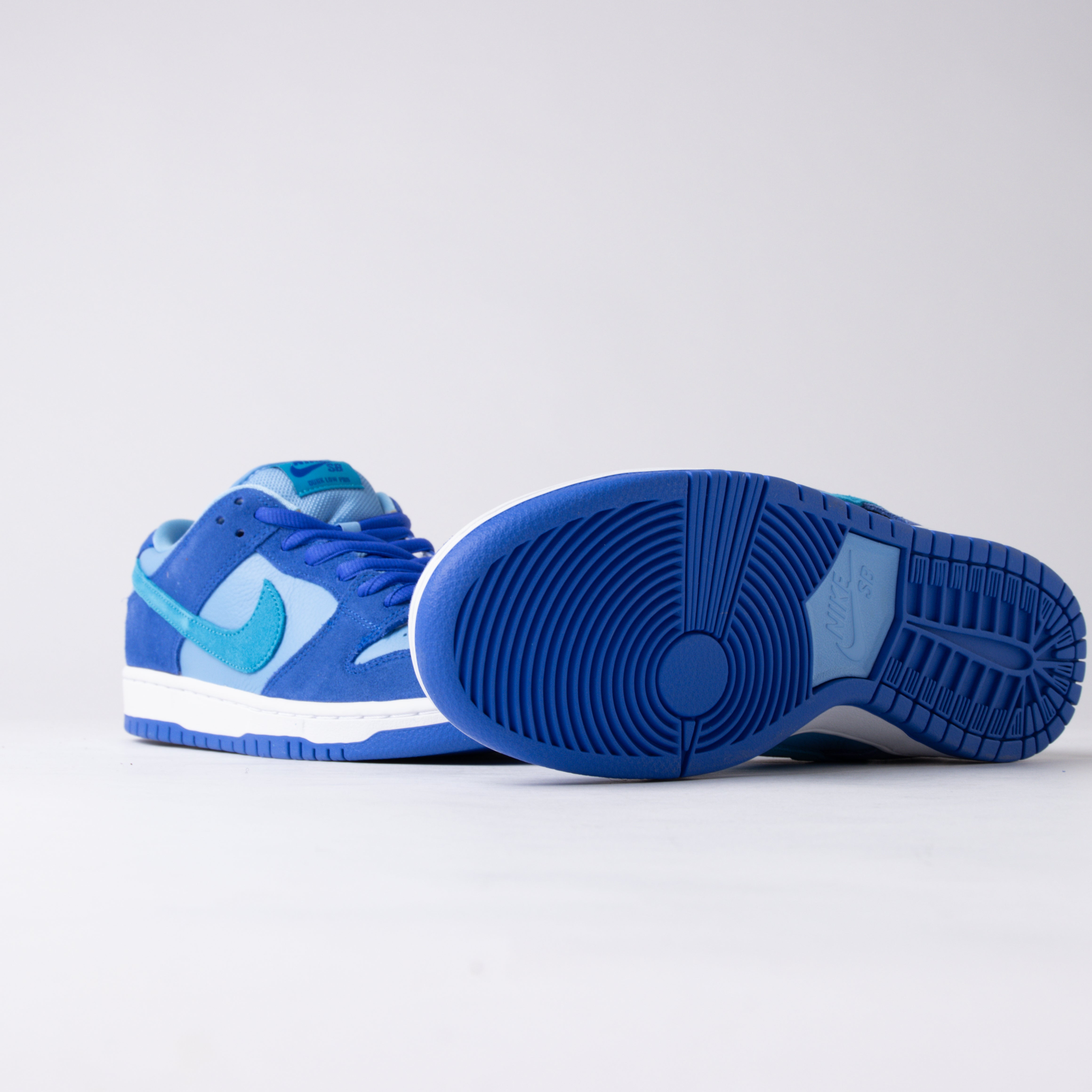 Nike SB Dunk LowBlue Raspberry (Par de Exhibición)