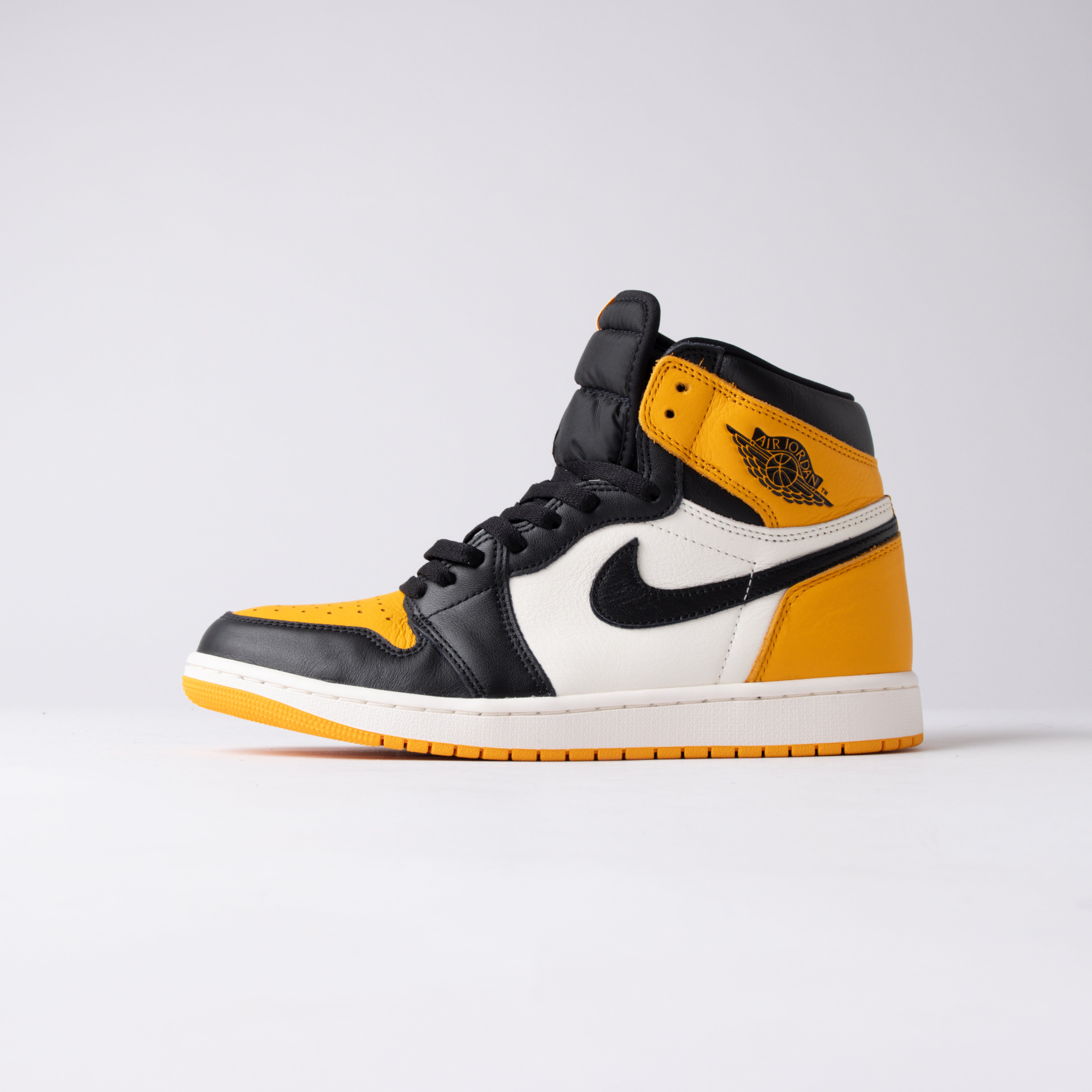 Air Jordan 1 High Yellow Toe