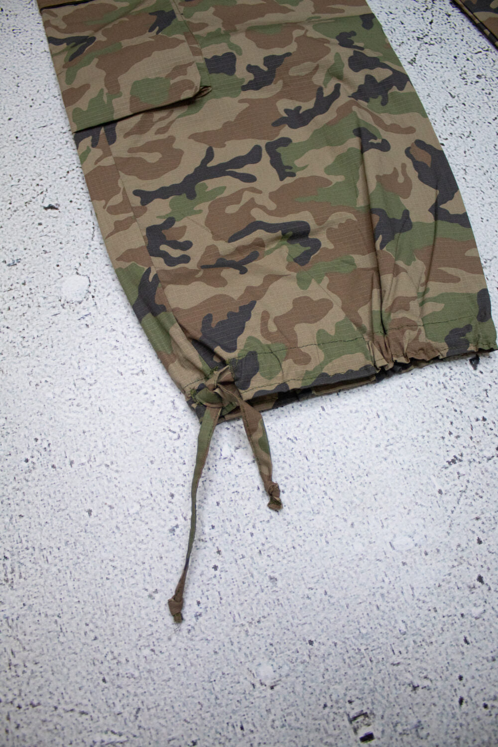 Pantalón Cargo Camo Gfe