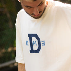 Camiseta College