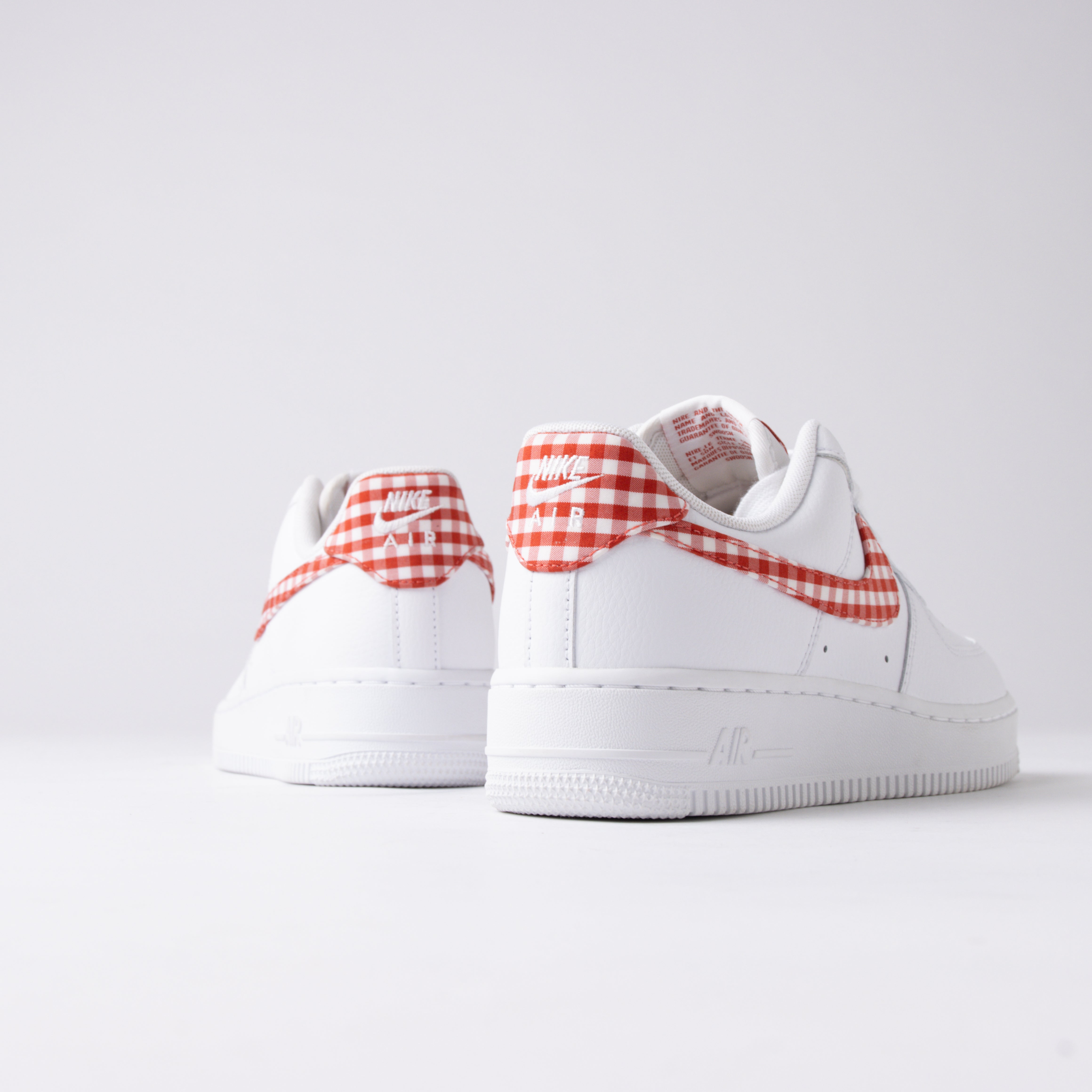 Nike Air Force 1 Low '07 Essential Blanco Mystic Rojo Gingham (Talla de mujer)