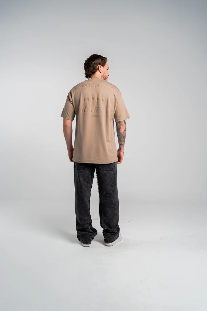 Camiseta Nude Born to Fly